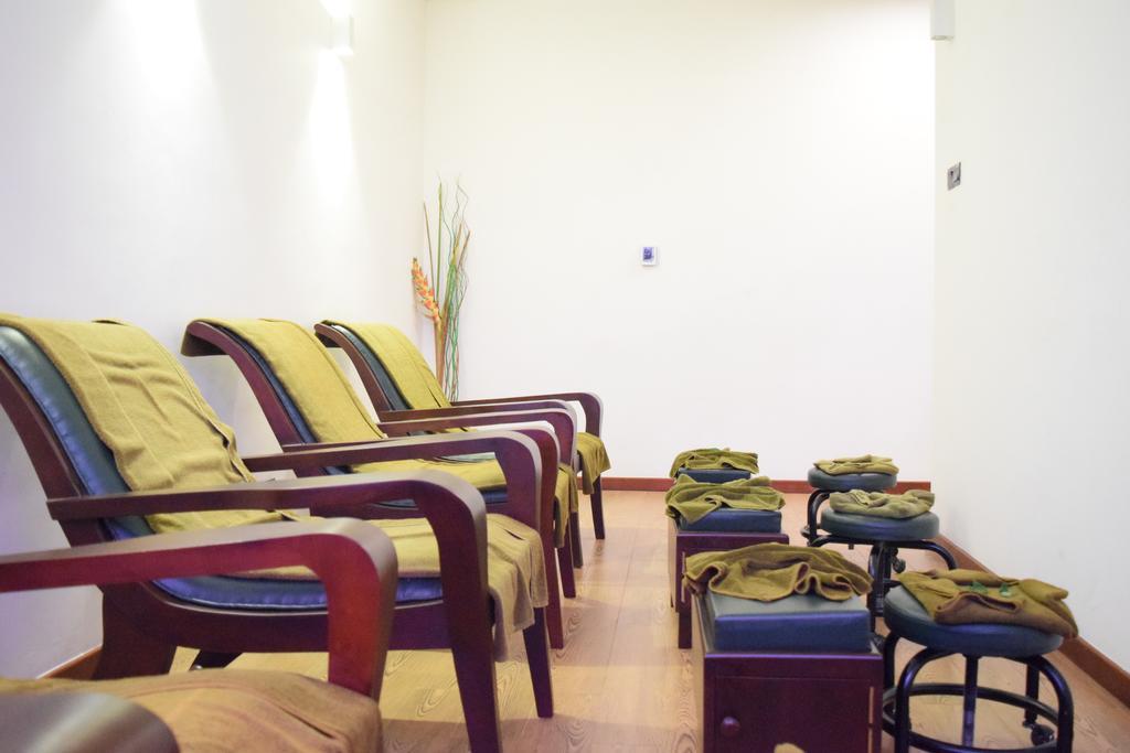 Anarva Hotel & Spa Dehiwala-Mount Lavinia Bagian luar foto
