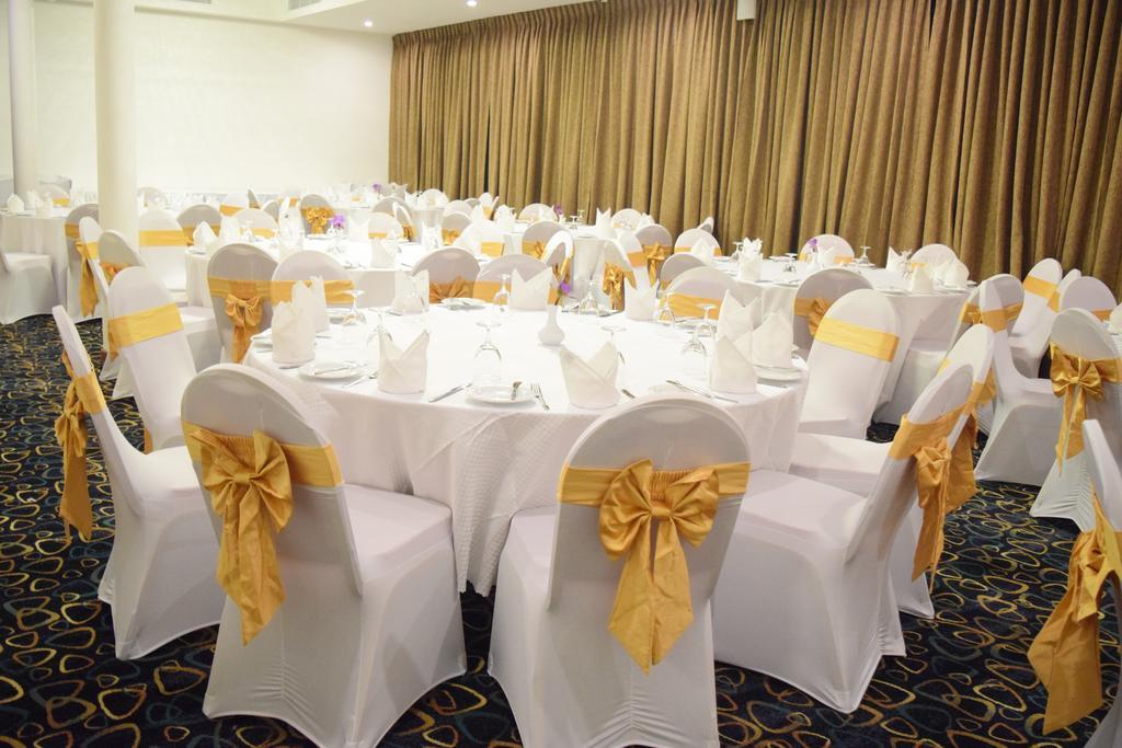 Anarva Hotel & Spa Dehiwala-Mount Lavinia Bagian luar foto