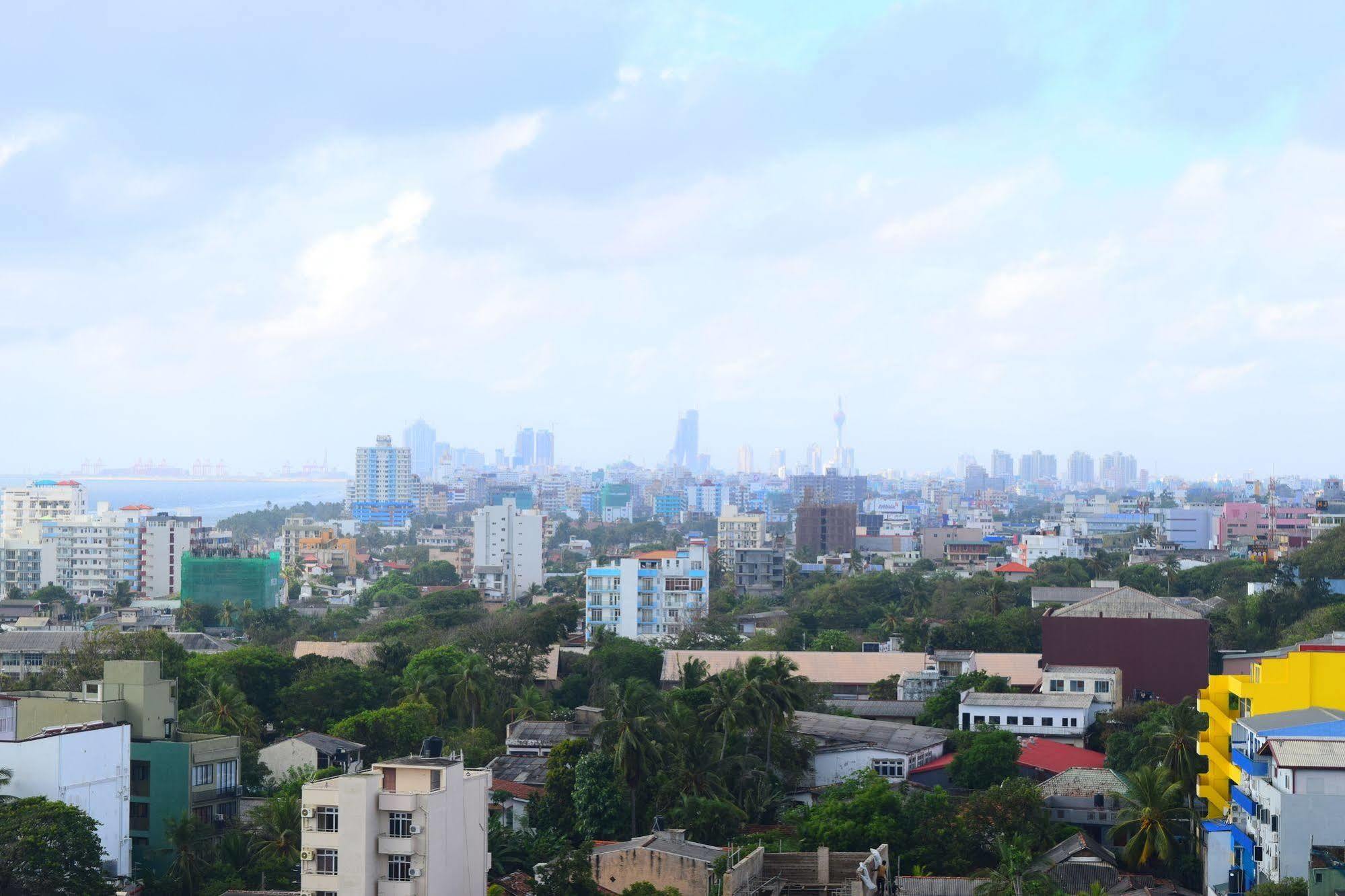 Anarva Hotel & Spa Dehiwala-Mount Lavinia Bagian luar foto